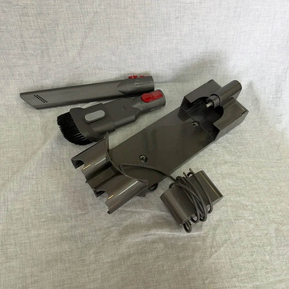 Genuine Dyson V8 V7 Wall Mount Charging Docking Station Charger 2 Tool Bundle